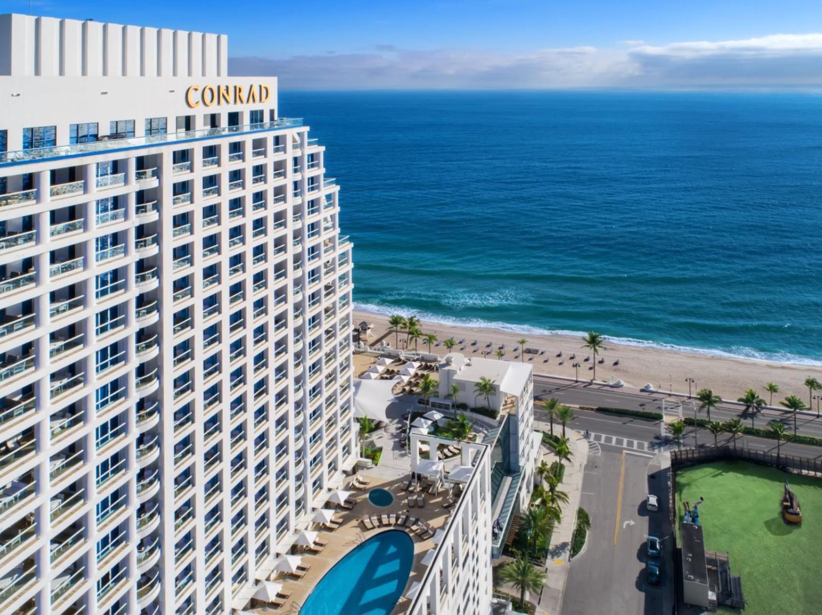 Apartment Elegant Beachfront - Your Perfect Getaway!