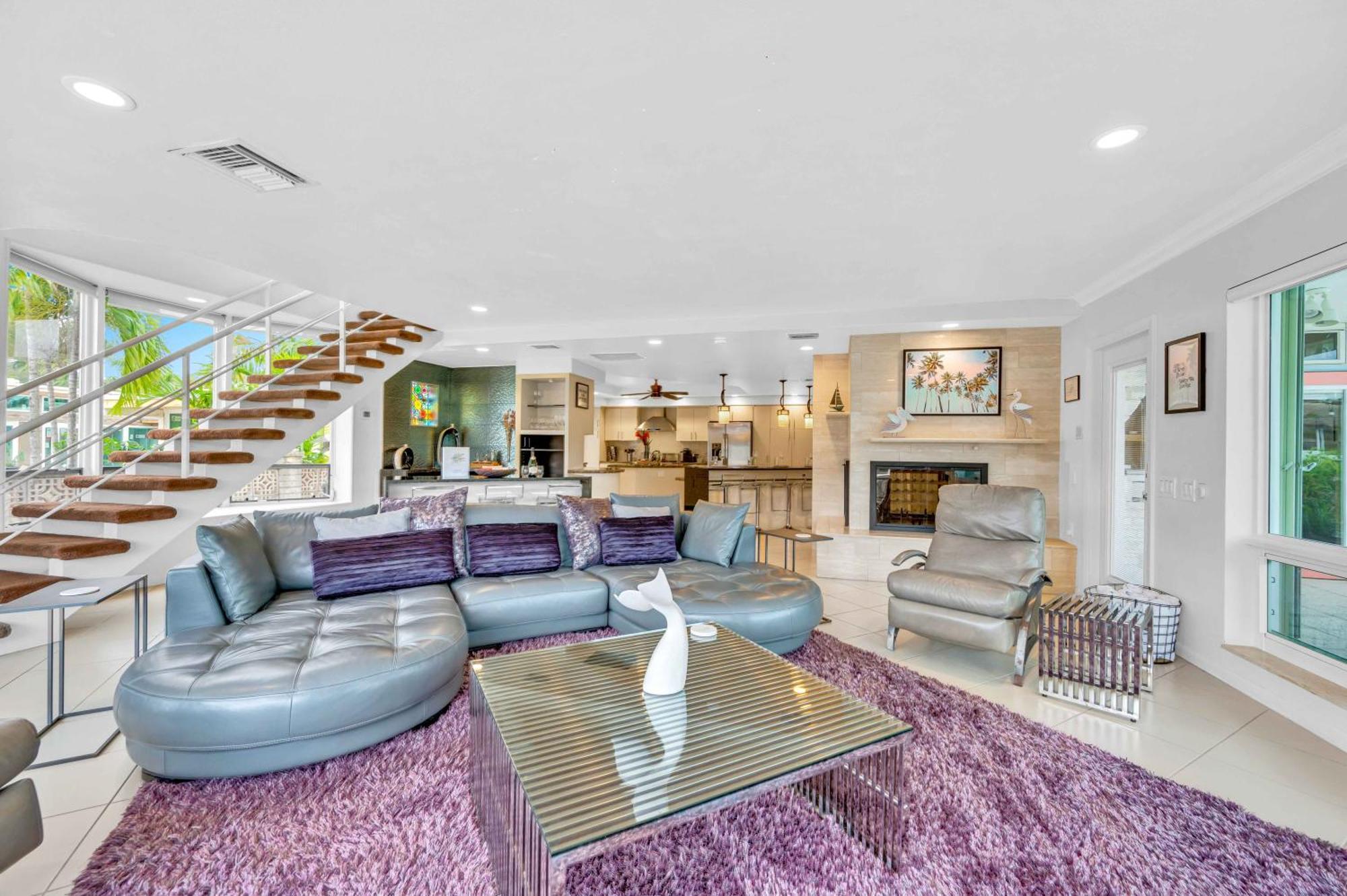 Holiday home Secluded Retreat Heated Pool Dock Access Quiet Neighborhood Saltaire Key Resldences