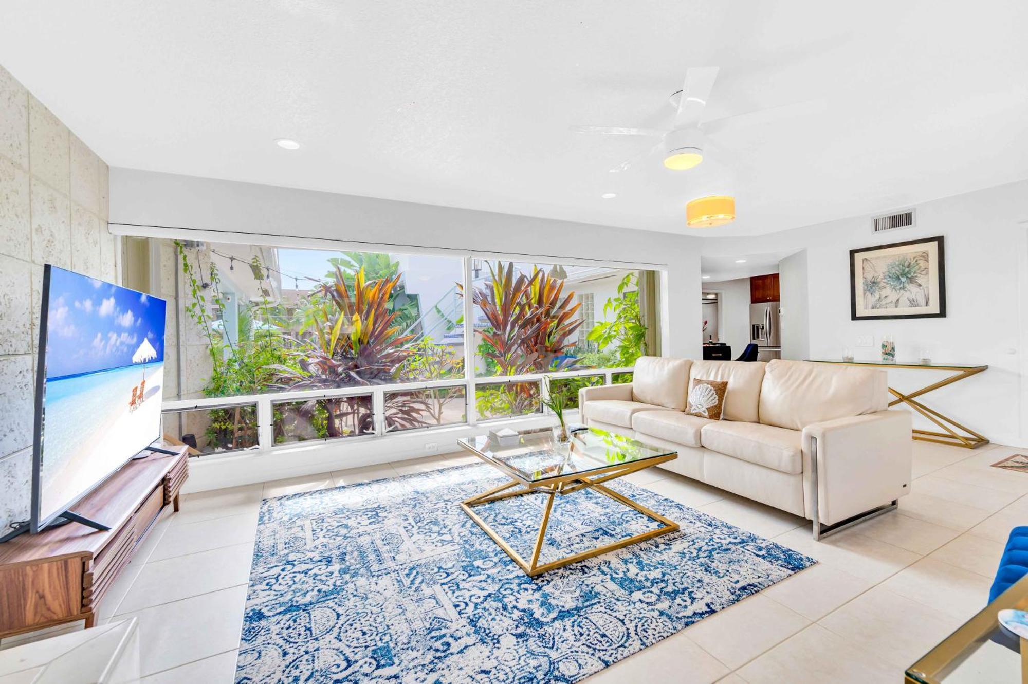 Holiday home Secluded Retreat Heated Pool Dock Access Quiet Neighborhood Saltaire Key Resldences
