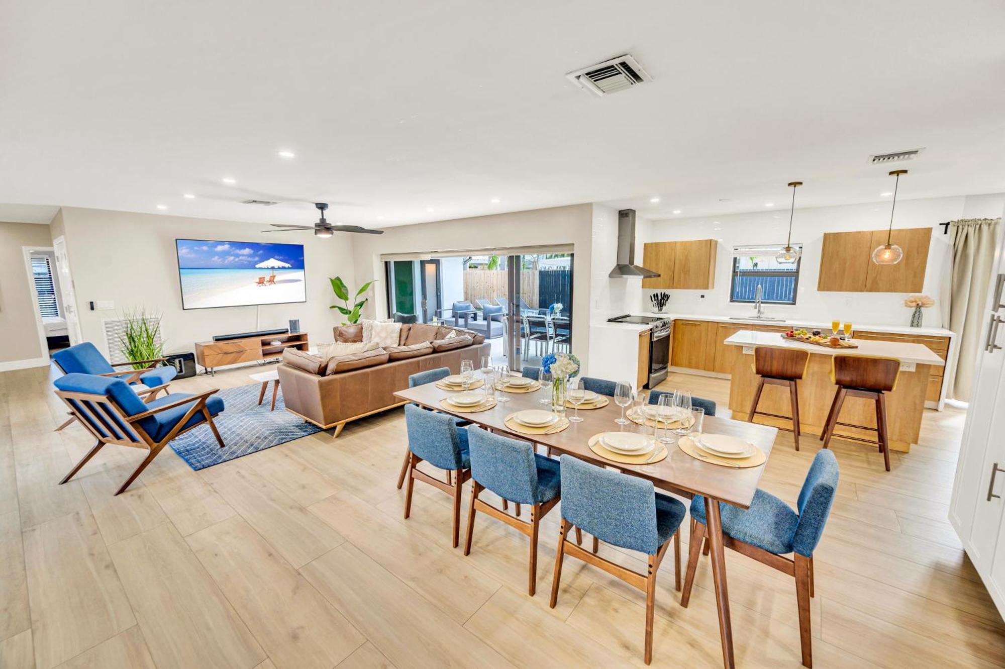 Open Concept Proximity Lush Neighborhood Pearl Key Holiday home