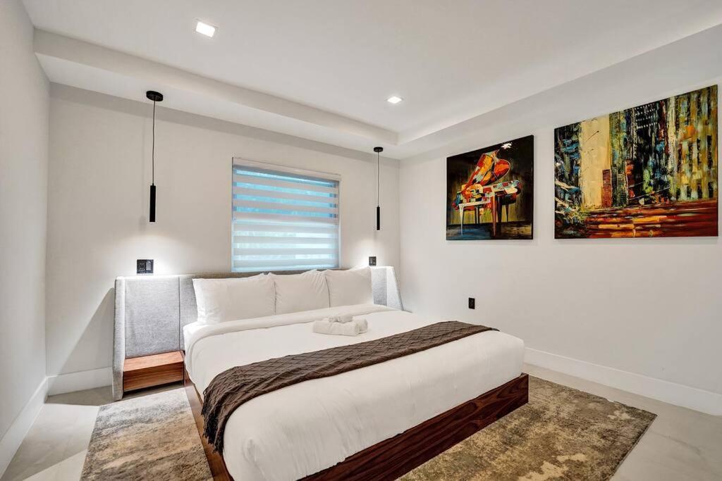 Modern 6 Bedroom Oasis With Pool And Outdoor Bbq Villa Fort Lauderdale