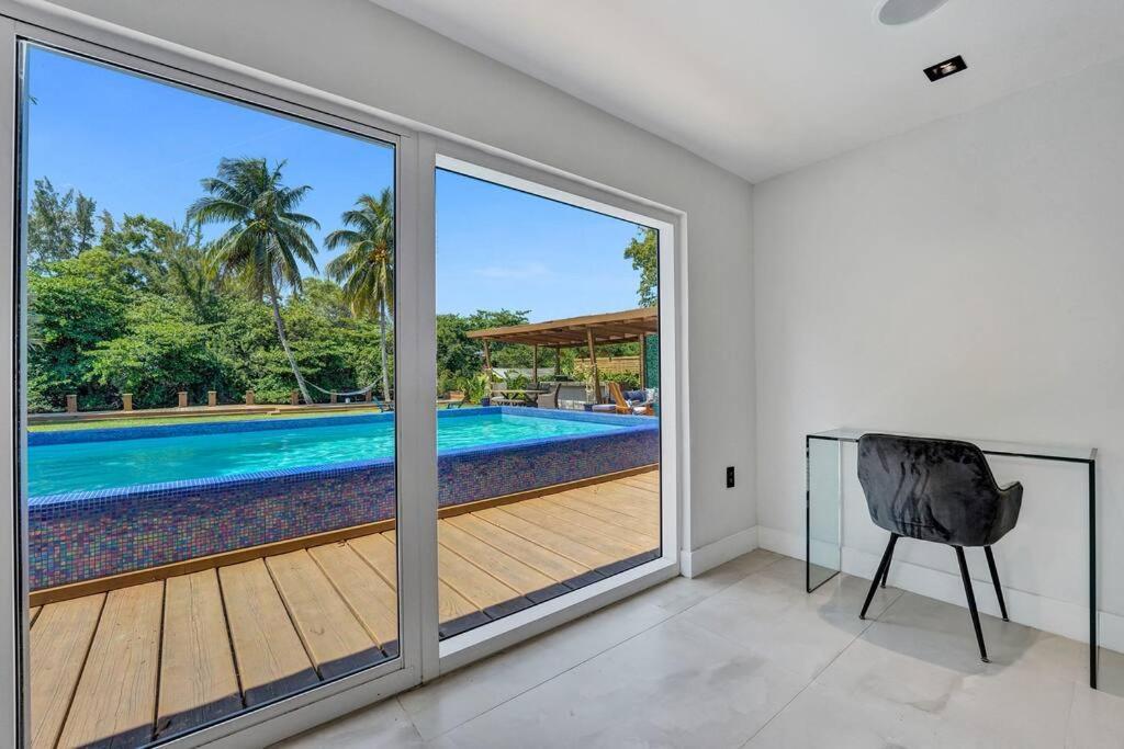 Modern 6 Bedroom Oasis With Pool And Outdoor Bbq Villa Fort Lauderdale