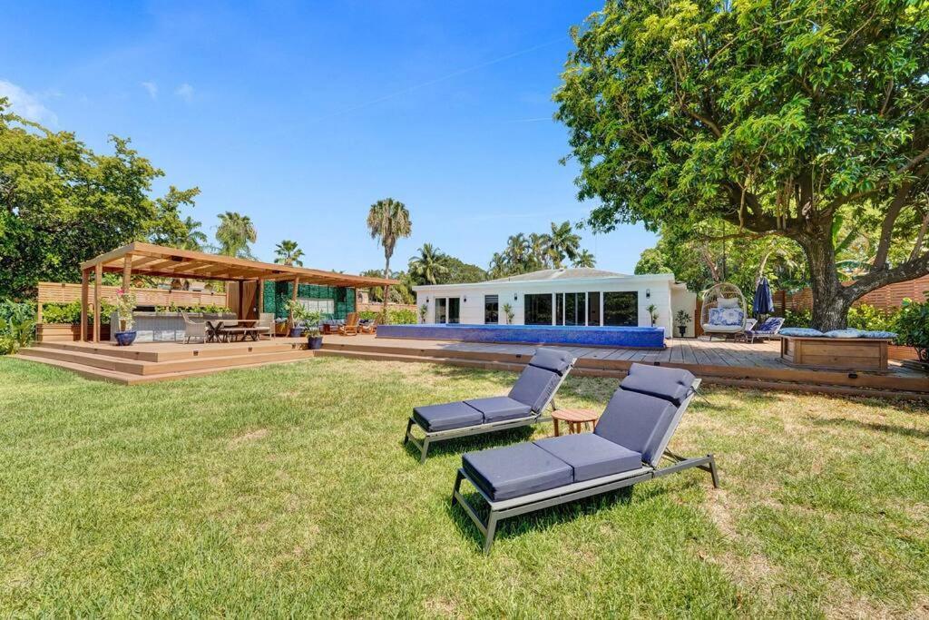 Modern 6 Bedroom Oasis With Pool And Outdoor Bbq * Fort Lauderdale