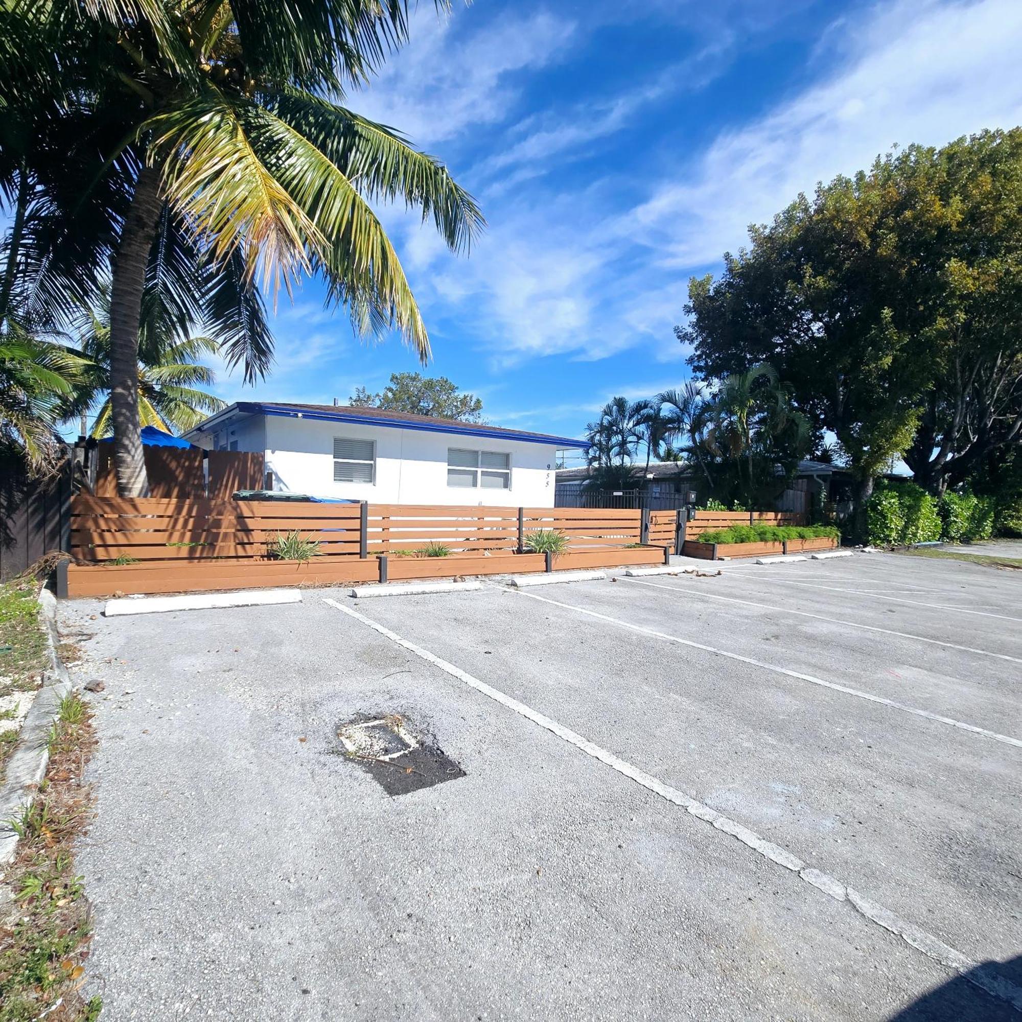 Coastal Haven: Family-friendly House With Pool Near Beaches Fort Lauderdale