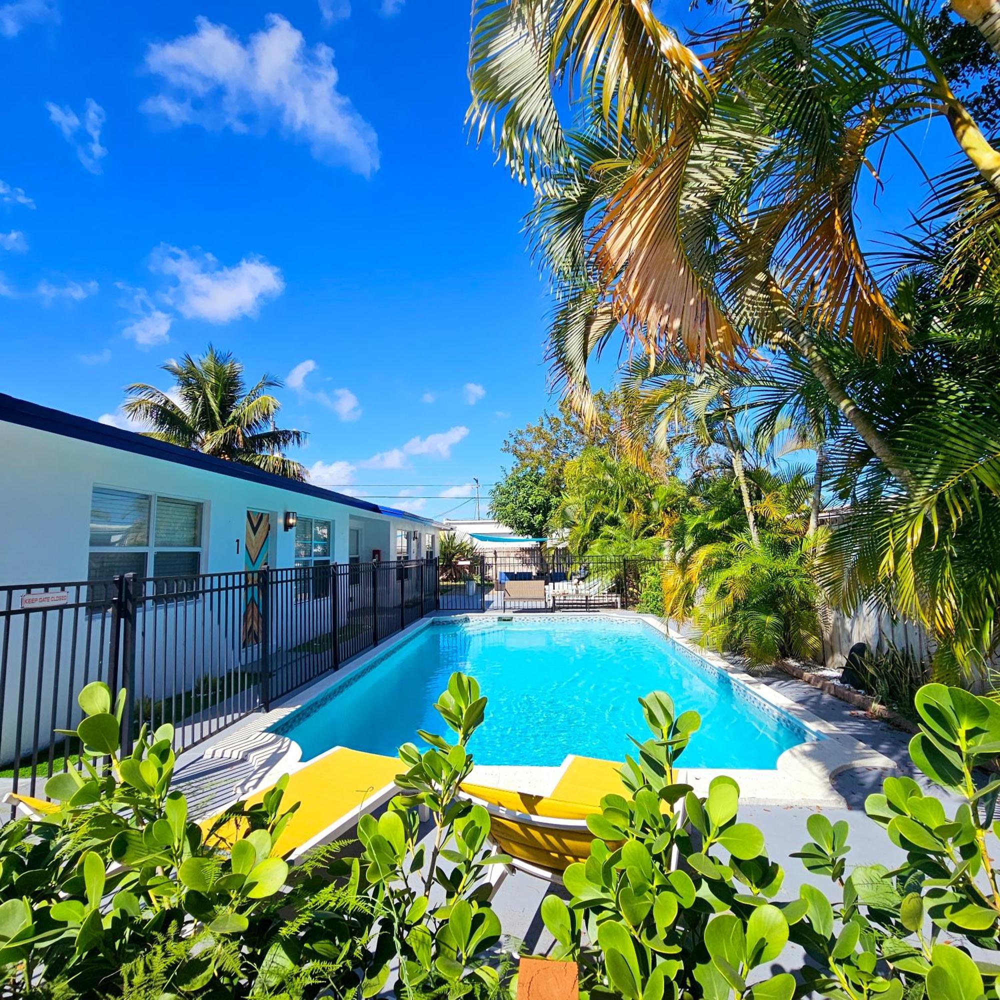 Apartment Coastal Haven: Family-friendly House With Pool Near Beaches Fort Lauderdale