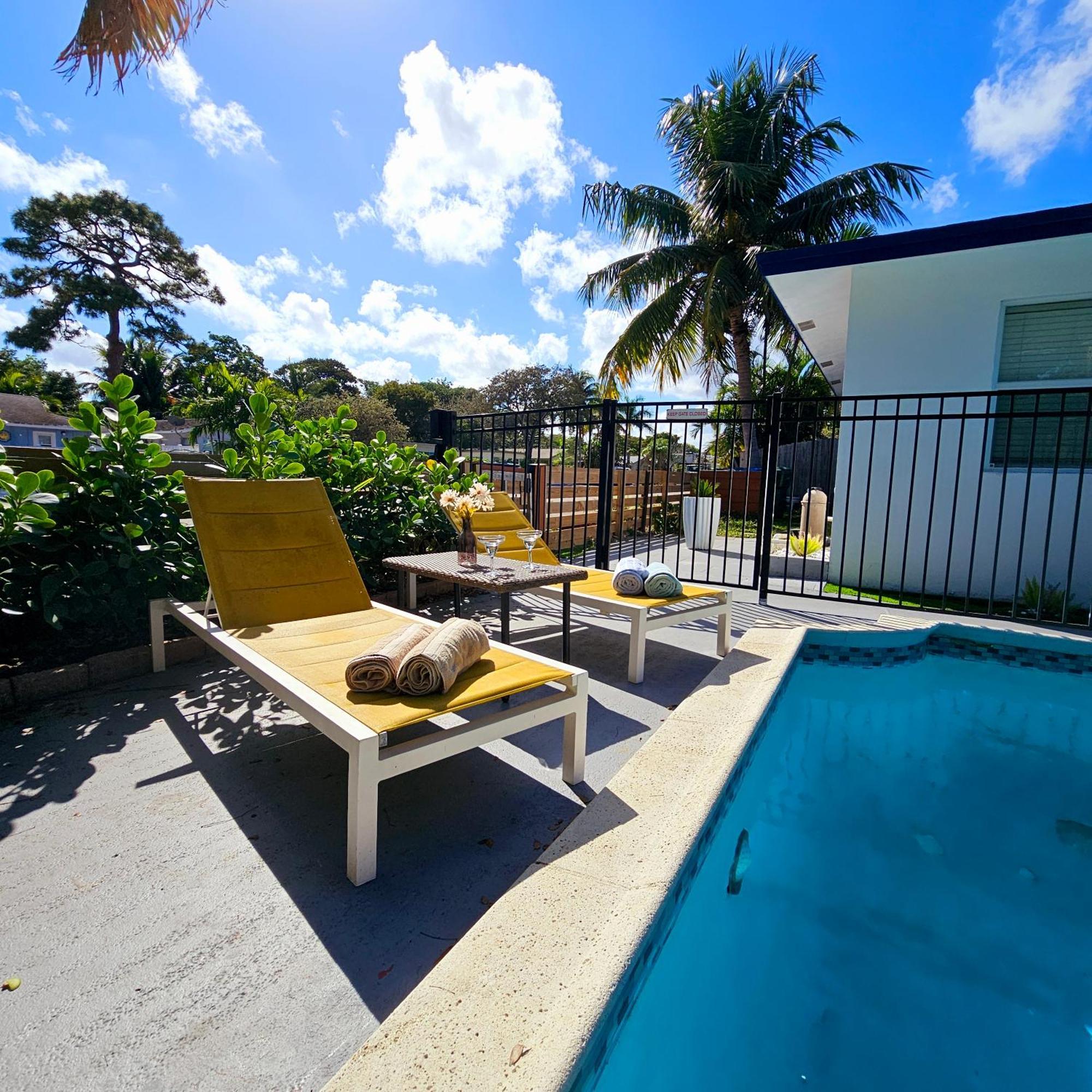 Apartment Coastal Haven: Family-friendly House With Pool Near Beaches *