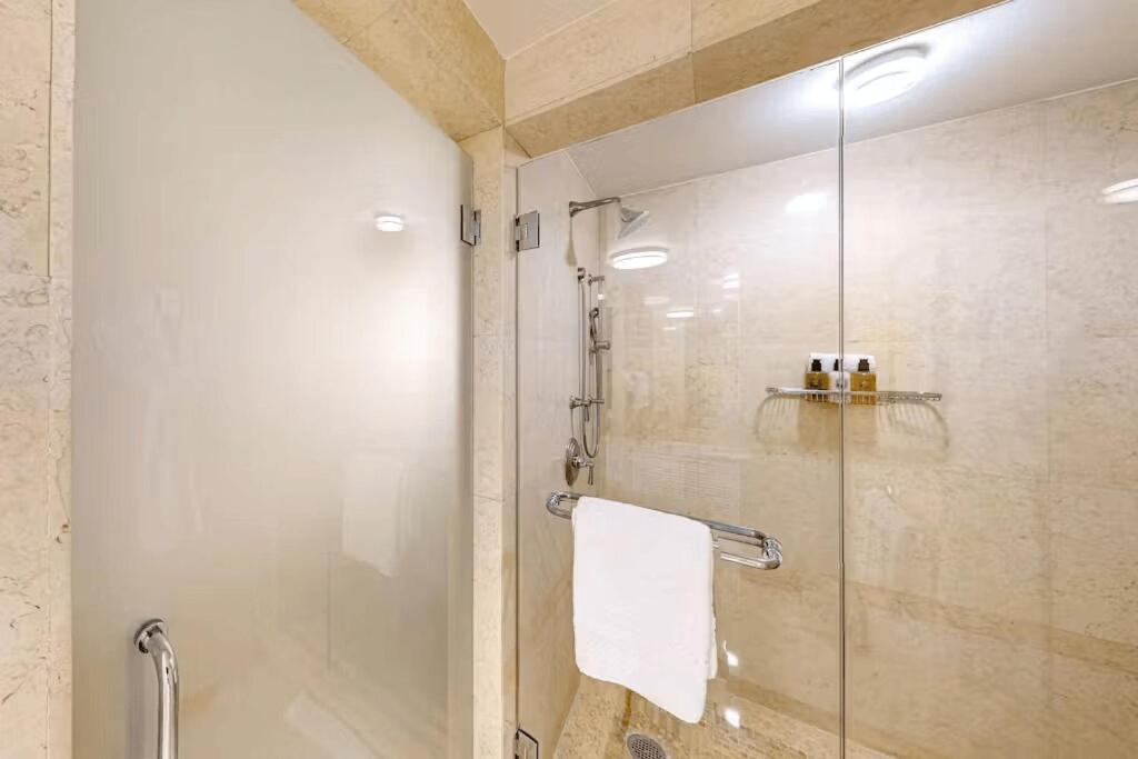 Apartment Ritz-carlton Luxury Oceanview 3-bedroom