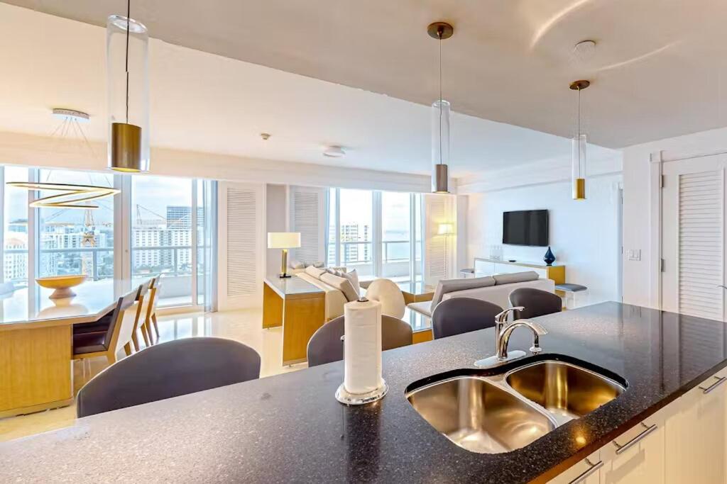 Ritz-carlton Luxury Oceanview 3-bedroom *