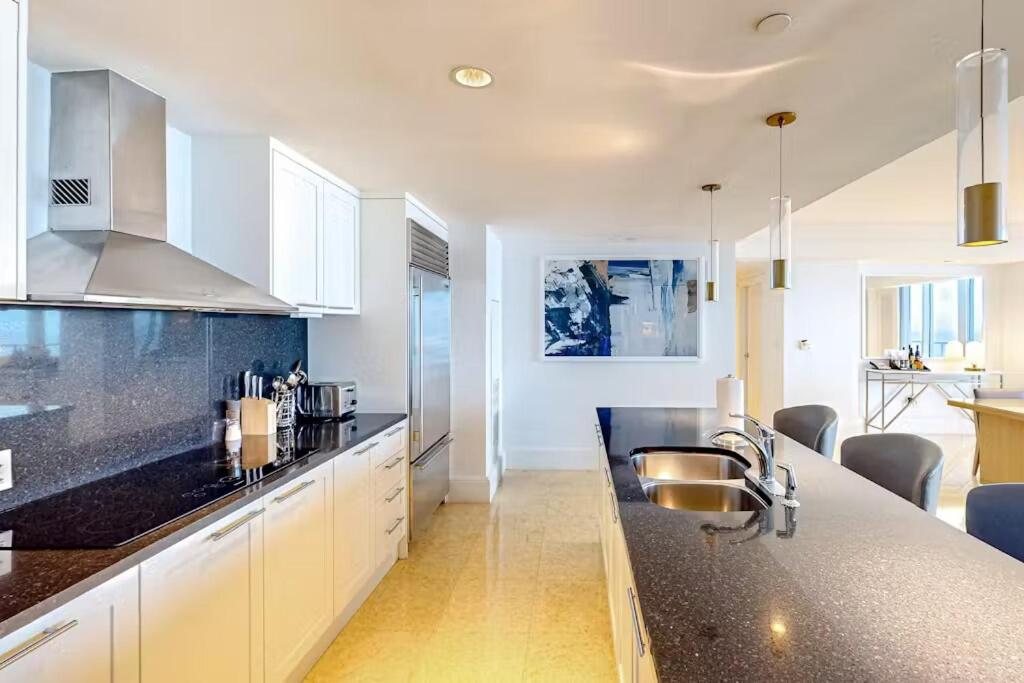 Ritz-carlton Luxury Oceanview 3-bedroom Apartment *