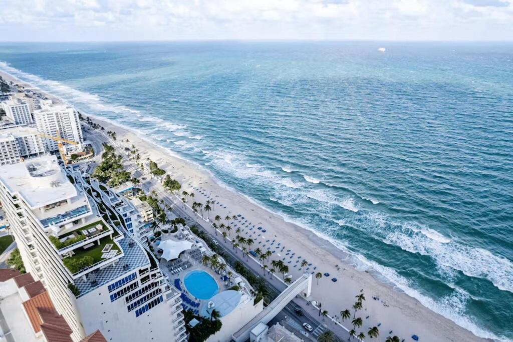 Ritz-carlton Luxury Oceanview 3-bedroom Apartment