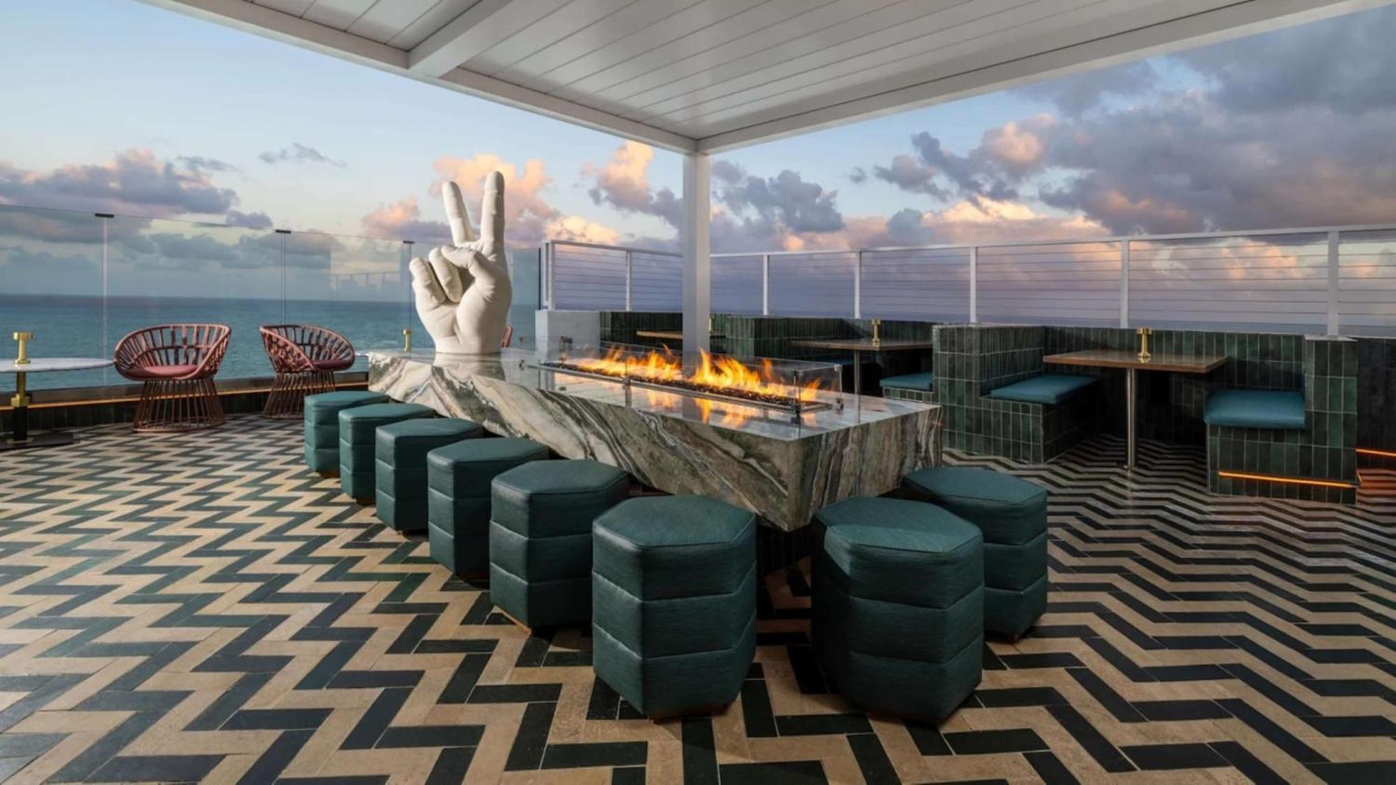 Resort Beach House Fort Lauderdale, A Hilton Resort