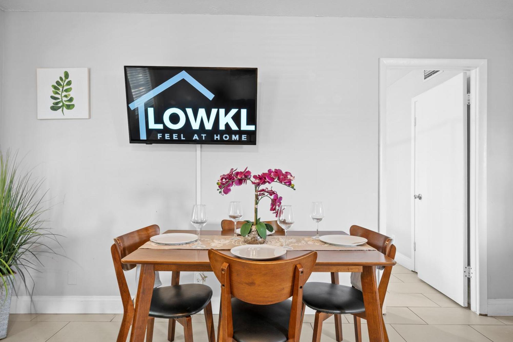 Apartment Bayview By Lowkl *