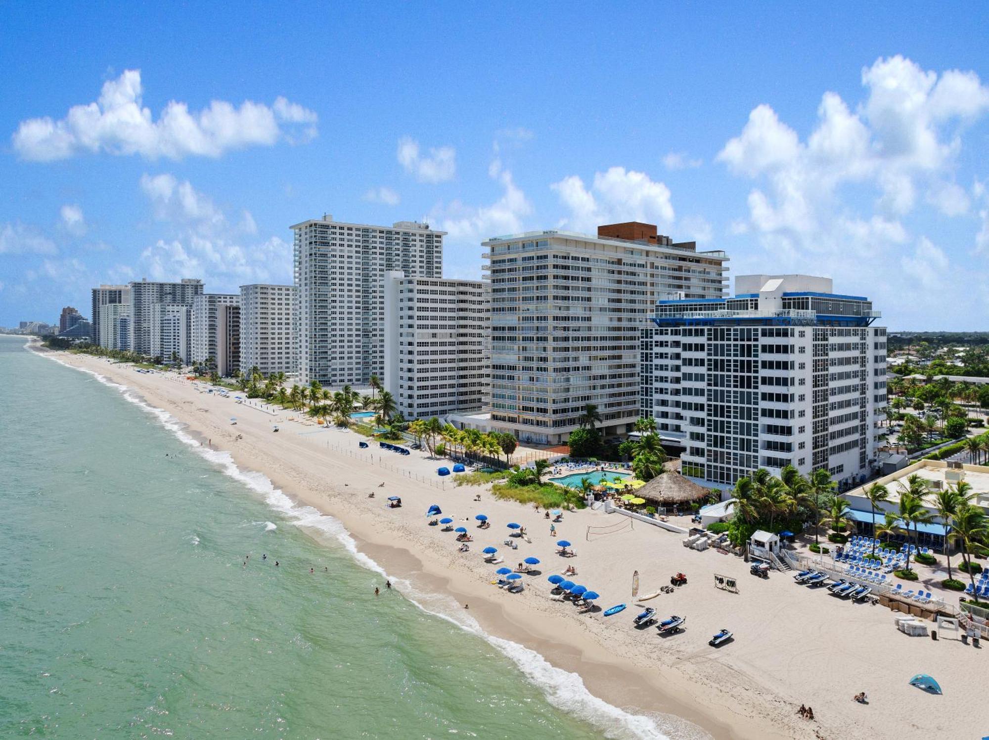 Front 2 Bed - Pool & Tiki Bar Aparthotel Fort Lauderdale