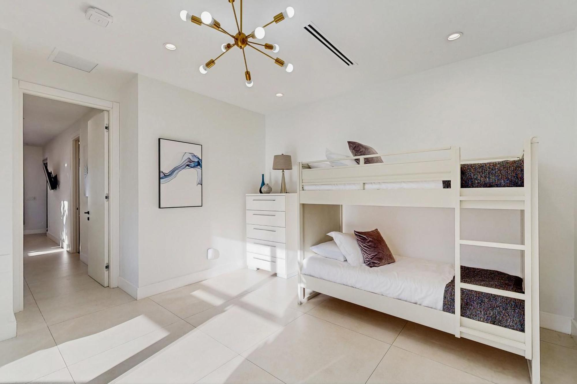 Luxury In Lauderdale