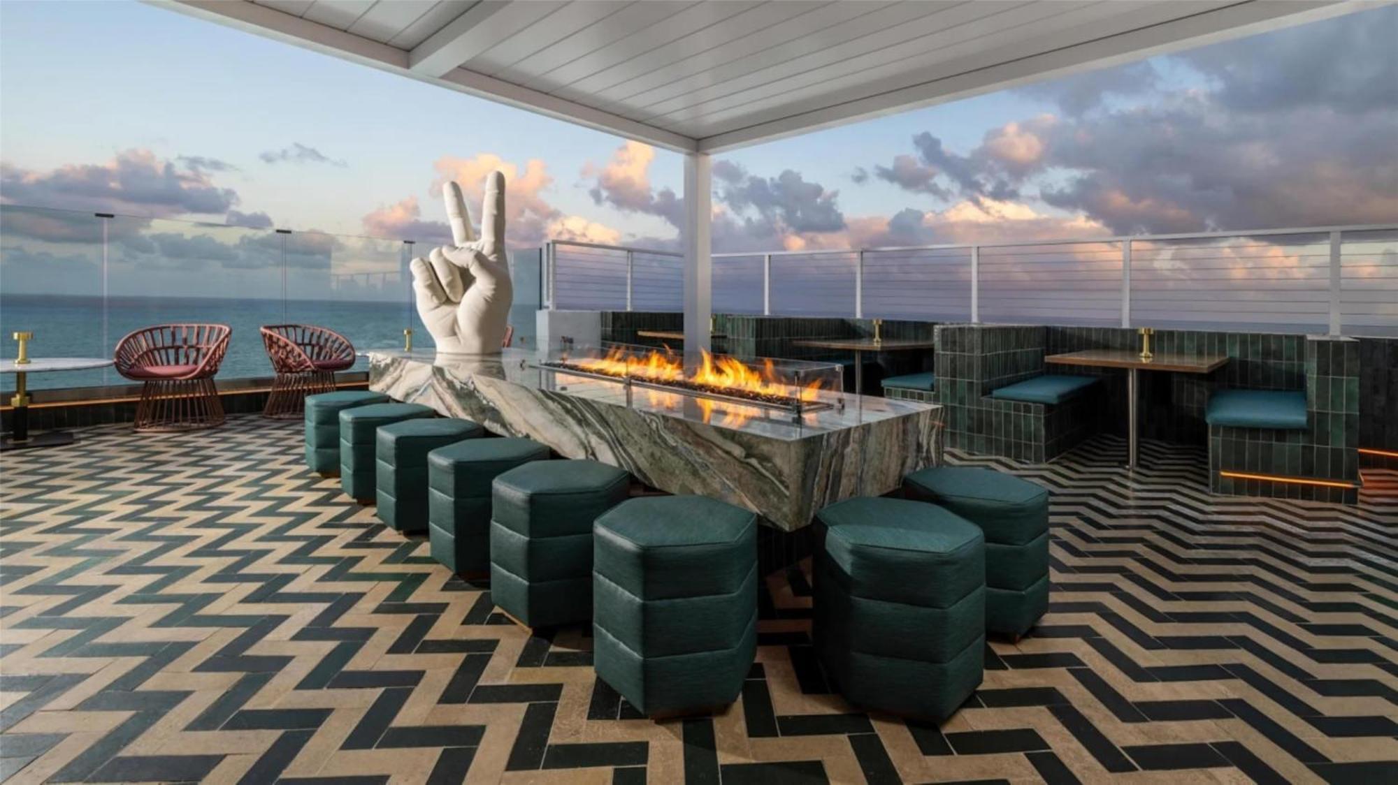 Resort House Lauderdale, A Hilton