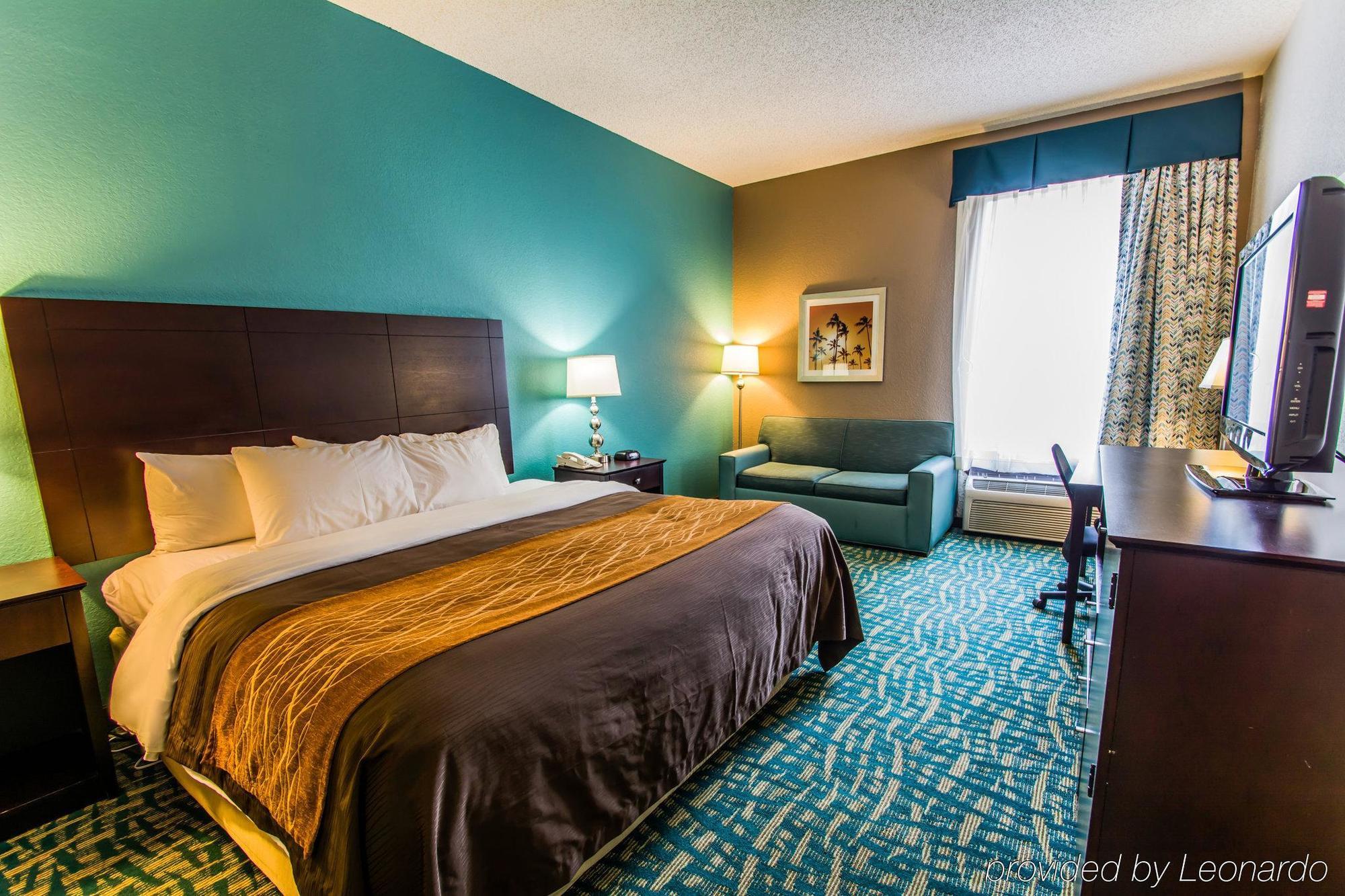 Comfort & Lauderdale West Turnpike Hotel Lauderdale Lakes