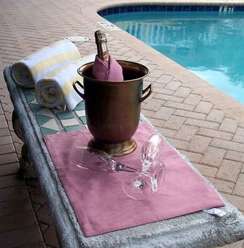 Cheston House - Clothing Optional Male Fort Lauderdale