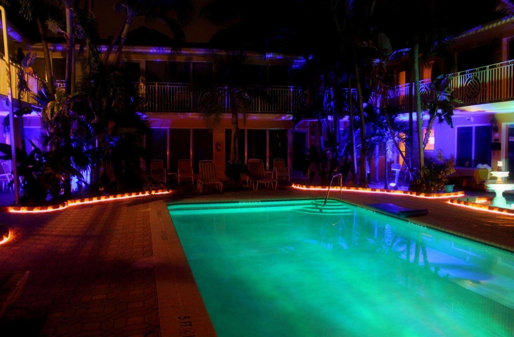 Kira-Mar Fort Lauderdale Hotel 2*
