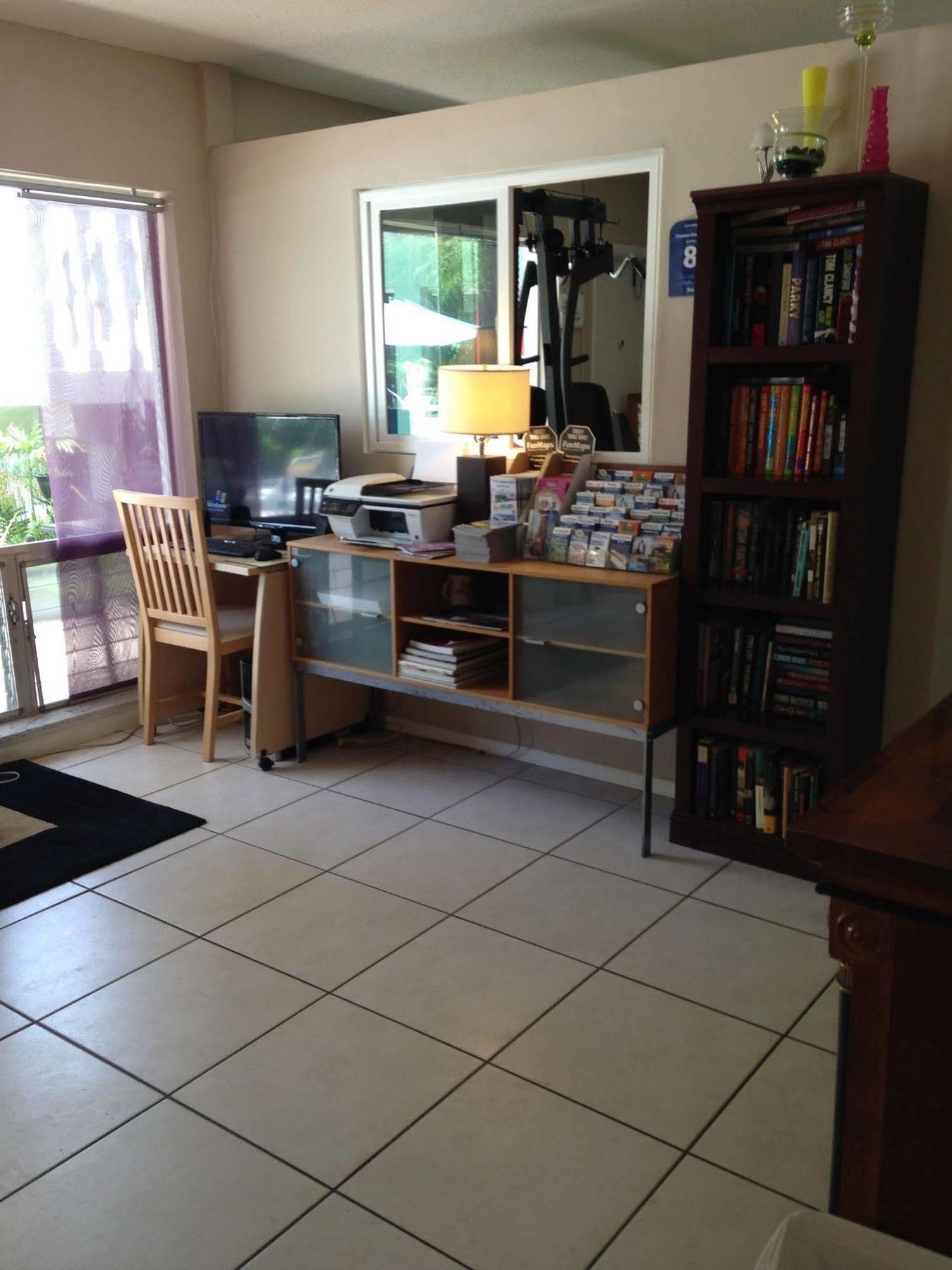 Cheston House - Clothing Optional Male Hotel 3*