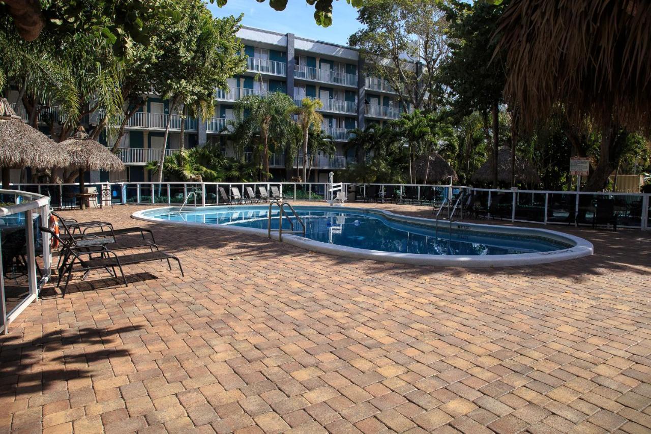 Lauderdale Grand 3* Oakland Park