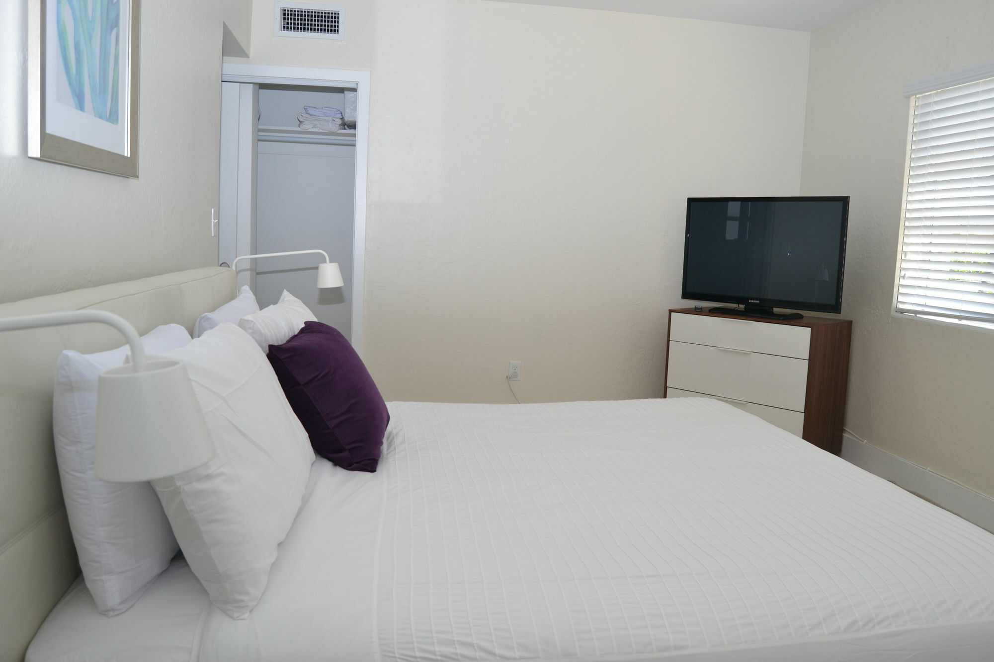 Solas A North Village Hotel
