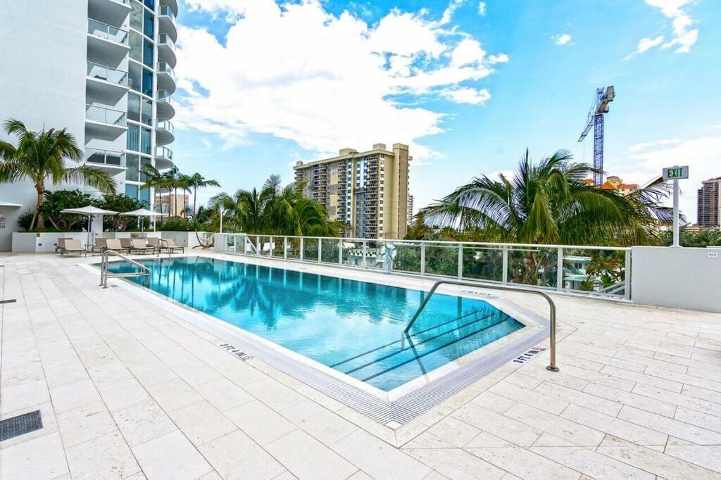 Departamento En Tiffany House Lauderdale Miami