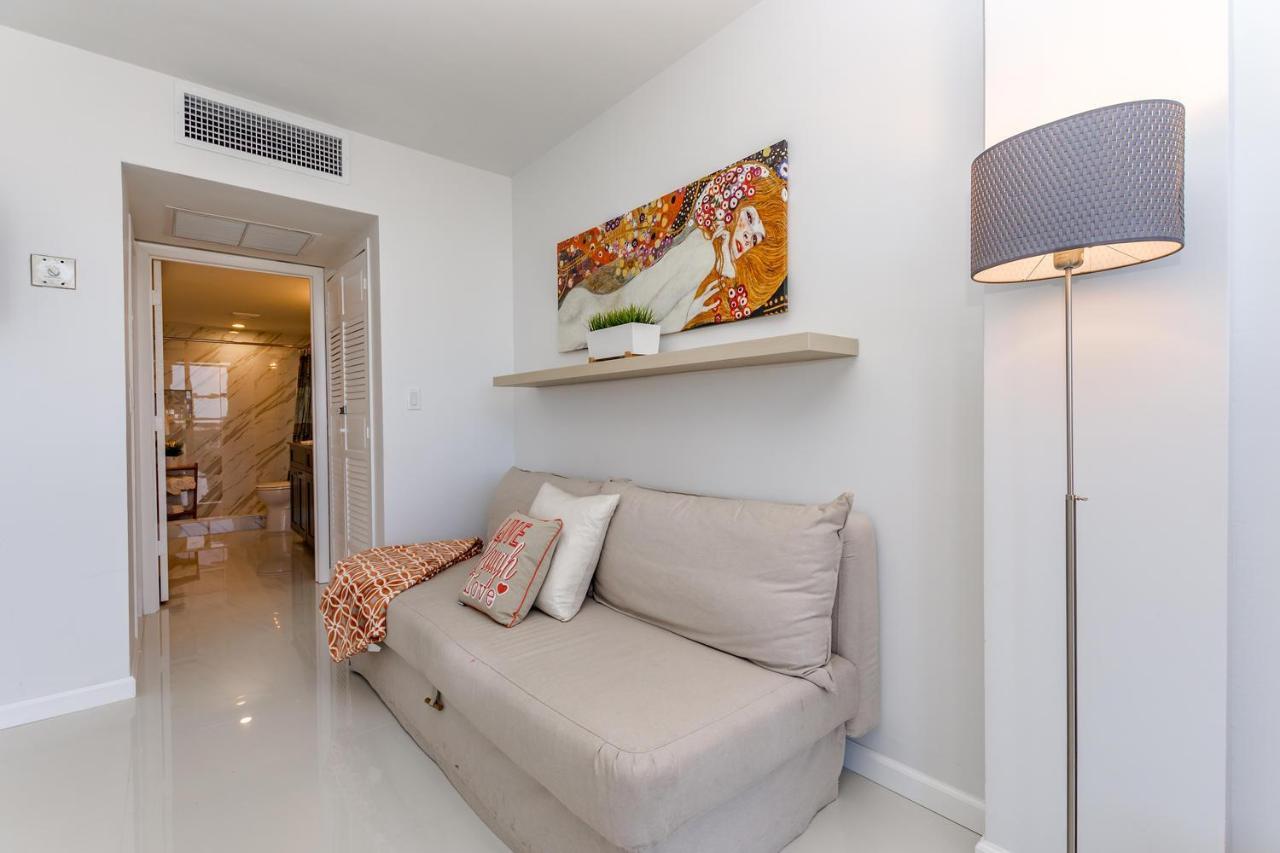 Ocean 3br On The 911 Fort Lauderdale